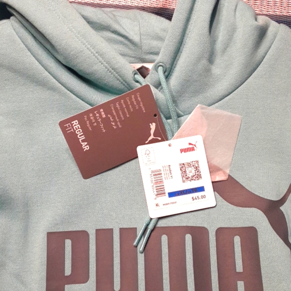 Puma Womans Hooded Sweatshirt Size XL with Tags
